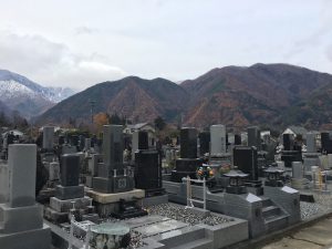 駒ヶ根市営　切石墓地01