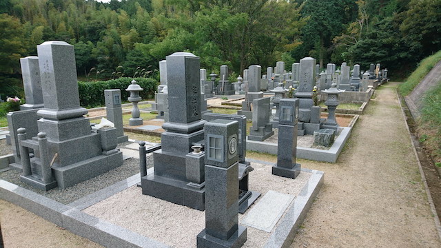 新奥ノ谷墓地2