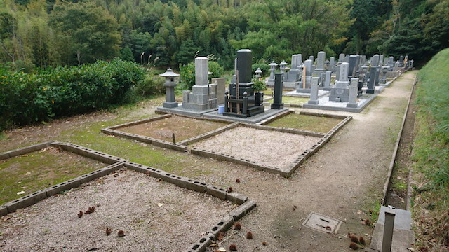 新奥ノ谷墓地1