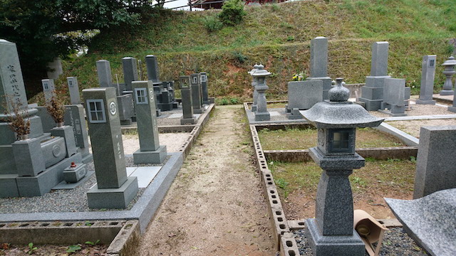 新奥ノ谷墓地4